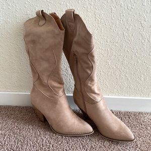 Vici cowboy boots nude